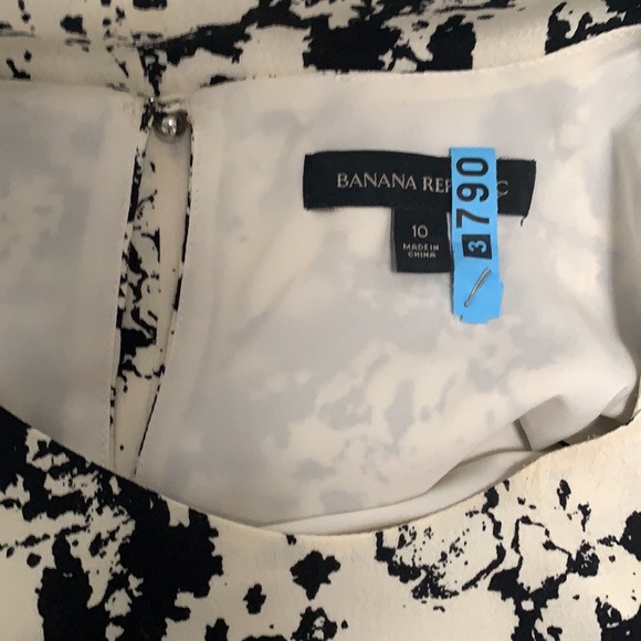 Banana Republic Dress light and flowy - Picture 5 of 5